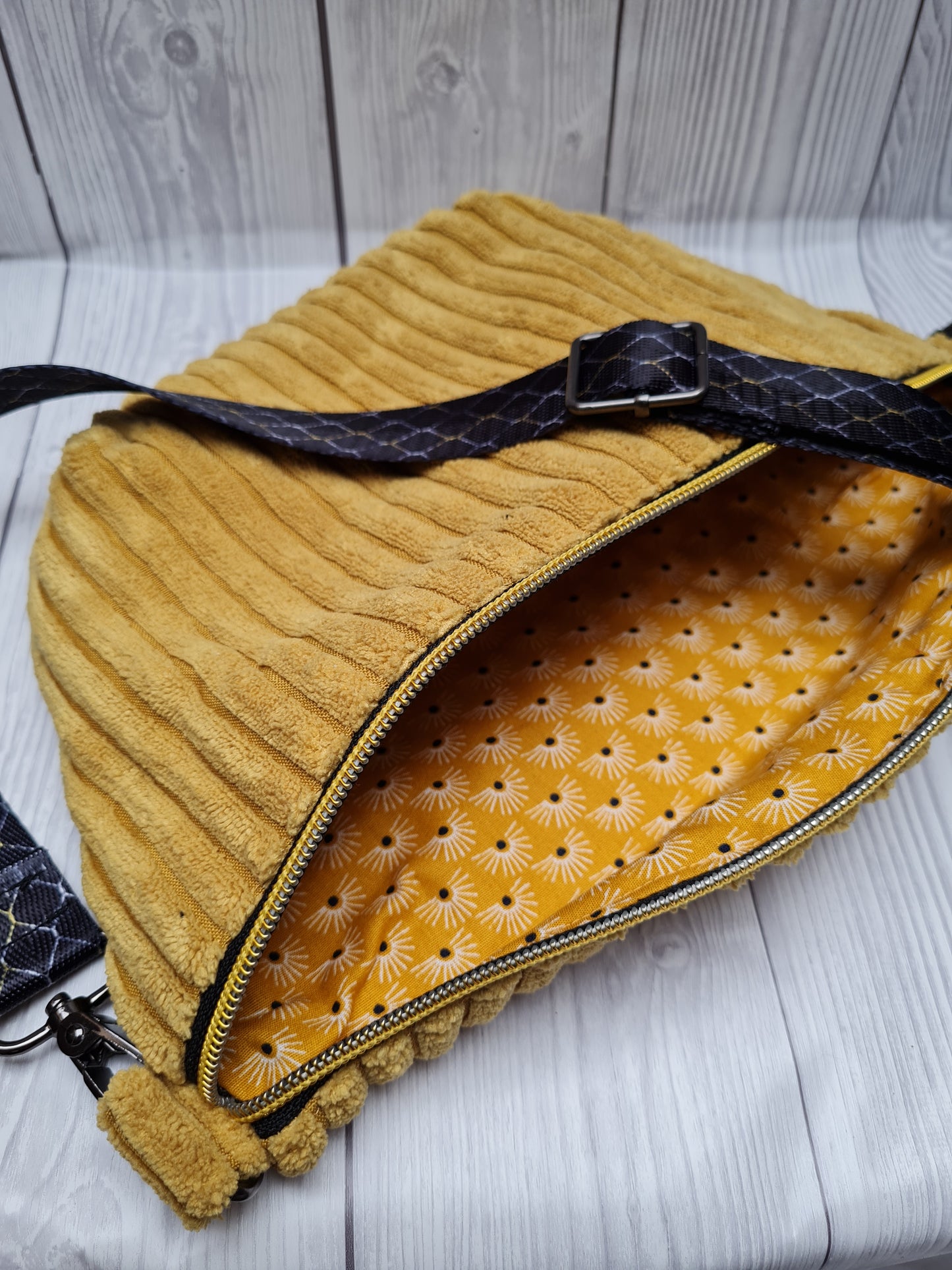 Stylische Crossbag/Bauchtasche
