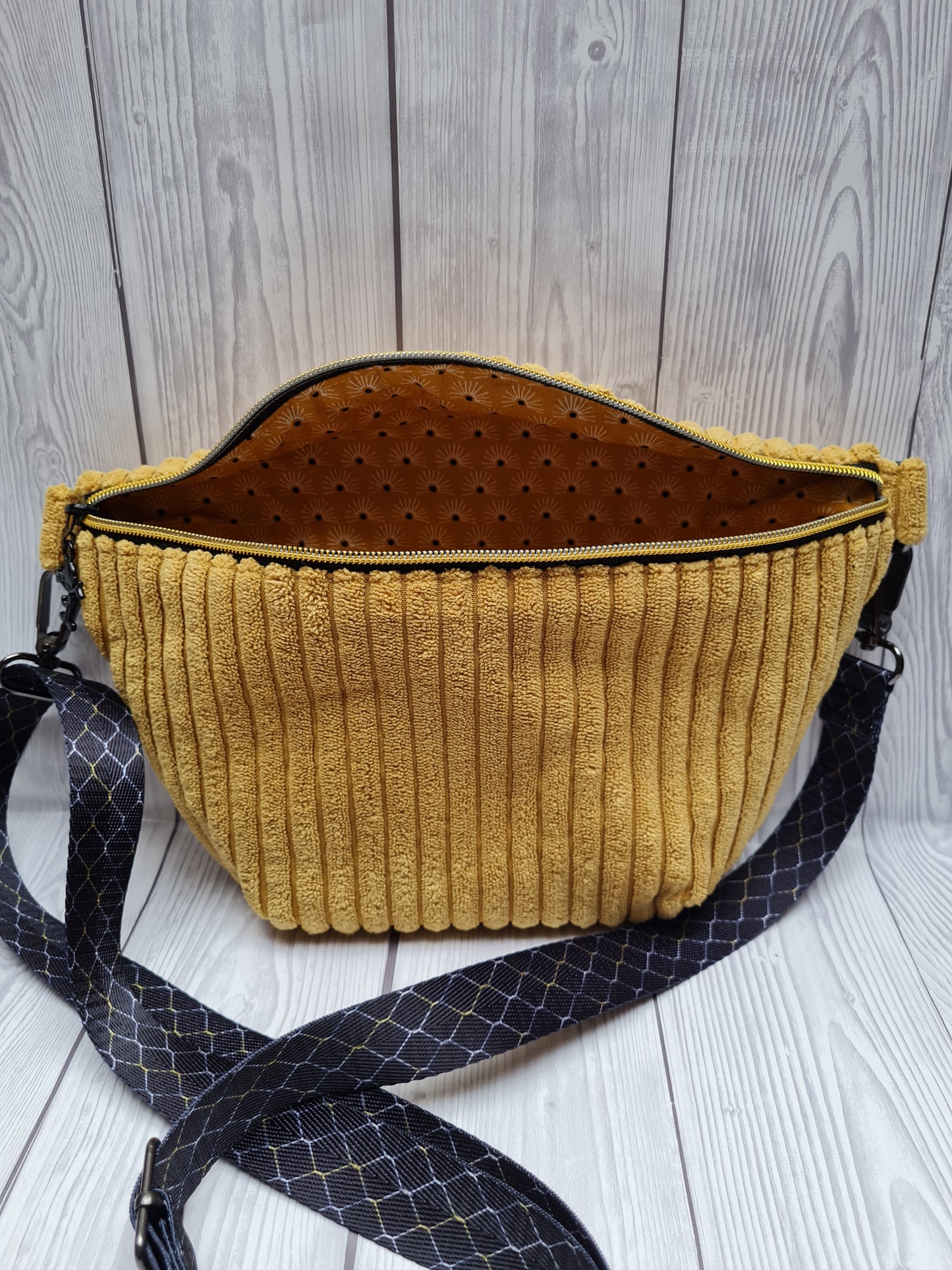 Stylische Crossbag/Bauchtasche