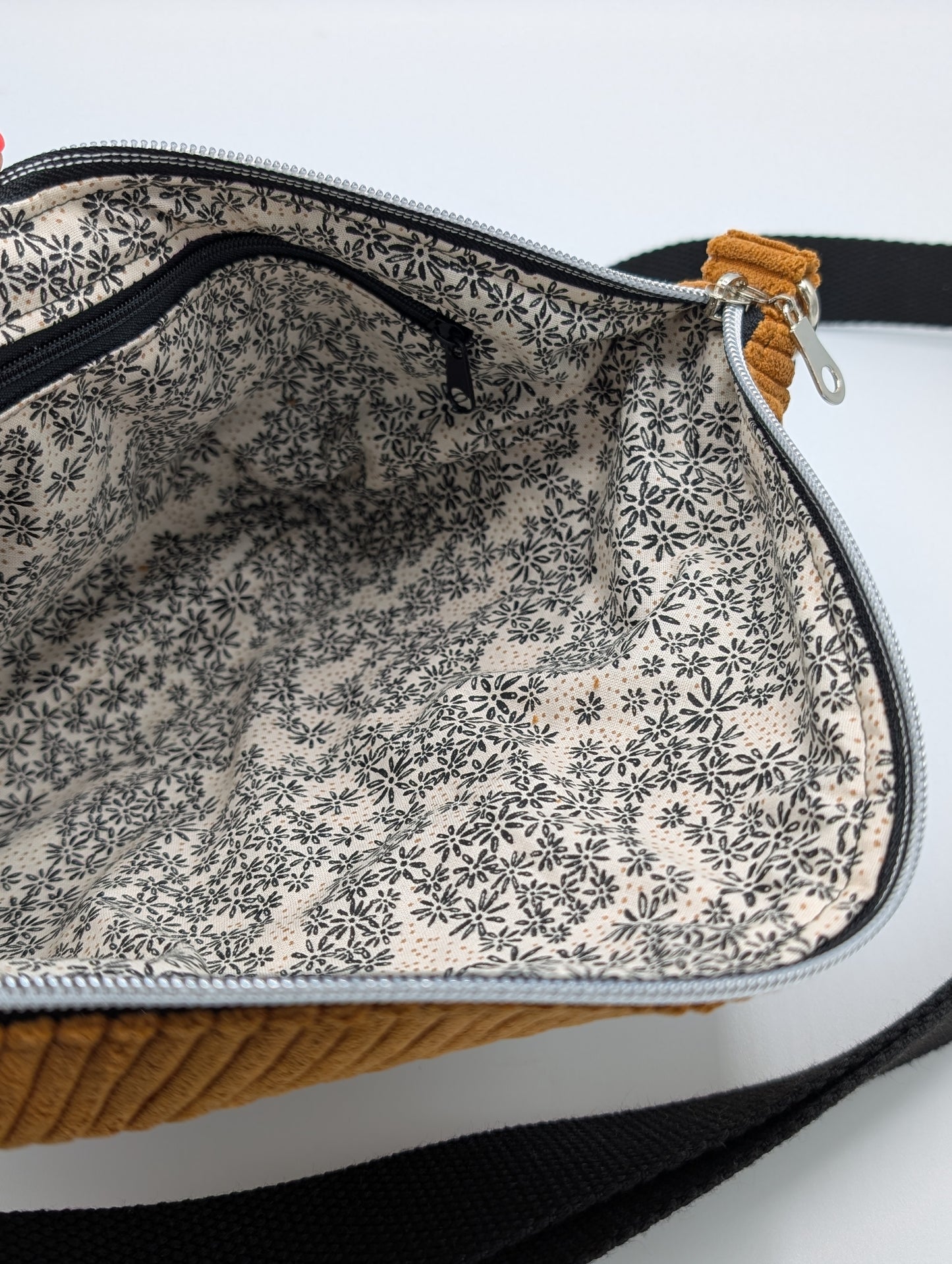 Bauchtasche/Crossbag "Good Vibes Only"
