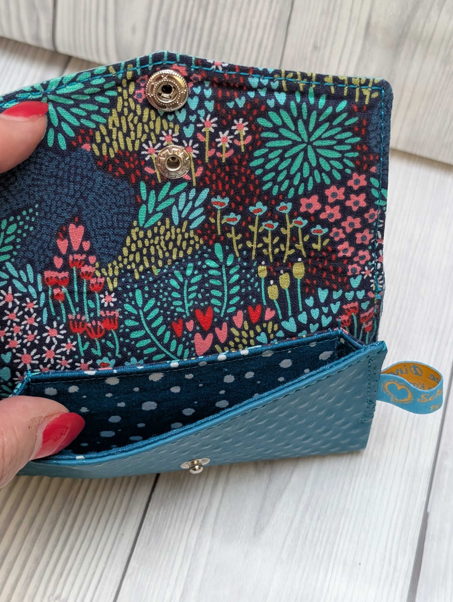 Kleines kompaktes Portemonnaie türkis