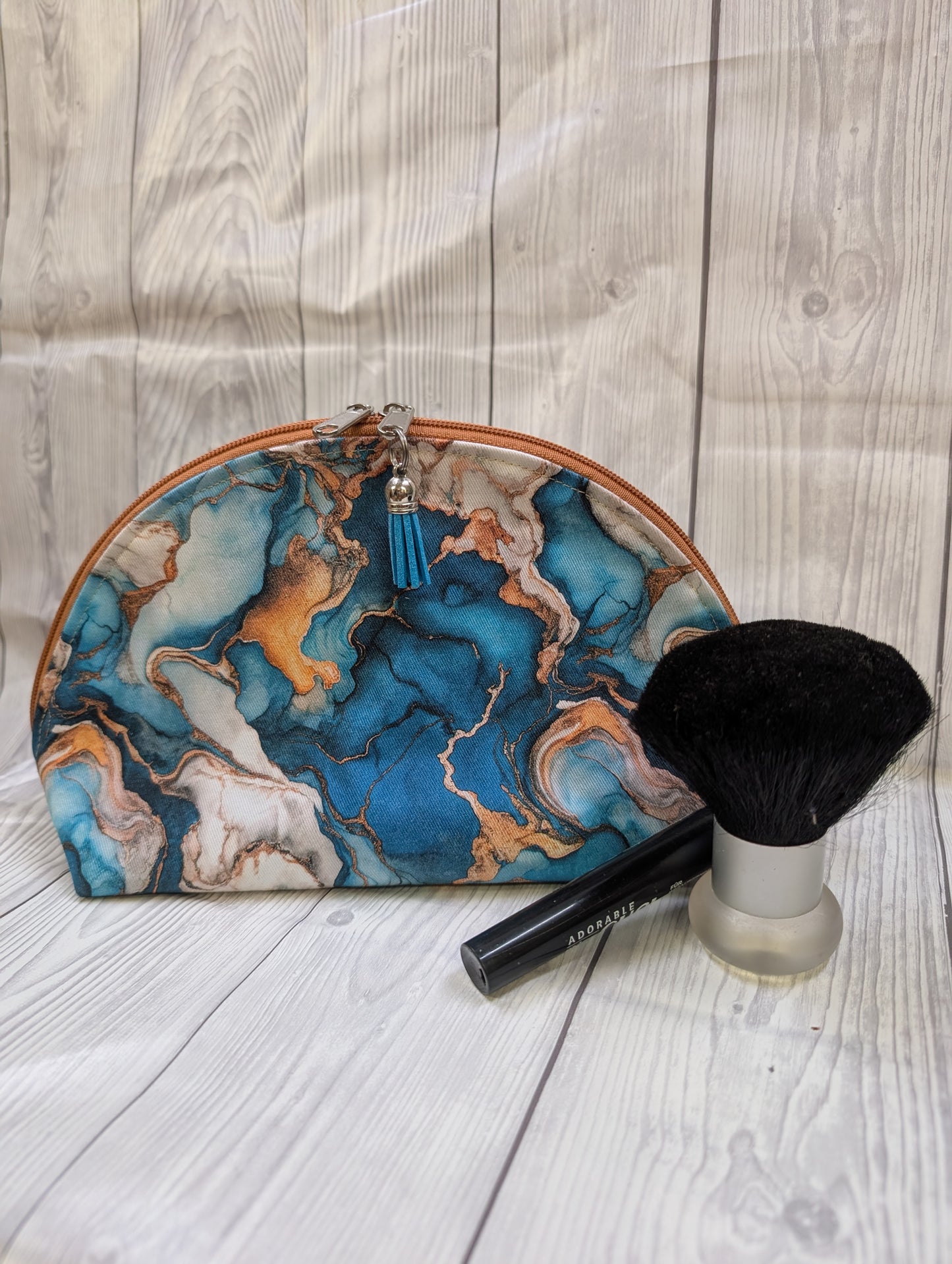 Handgemachte Kosmetiktasche "Ocean Marble" – Gabardine & wasserabweisendes Innenfutter