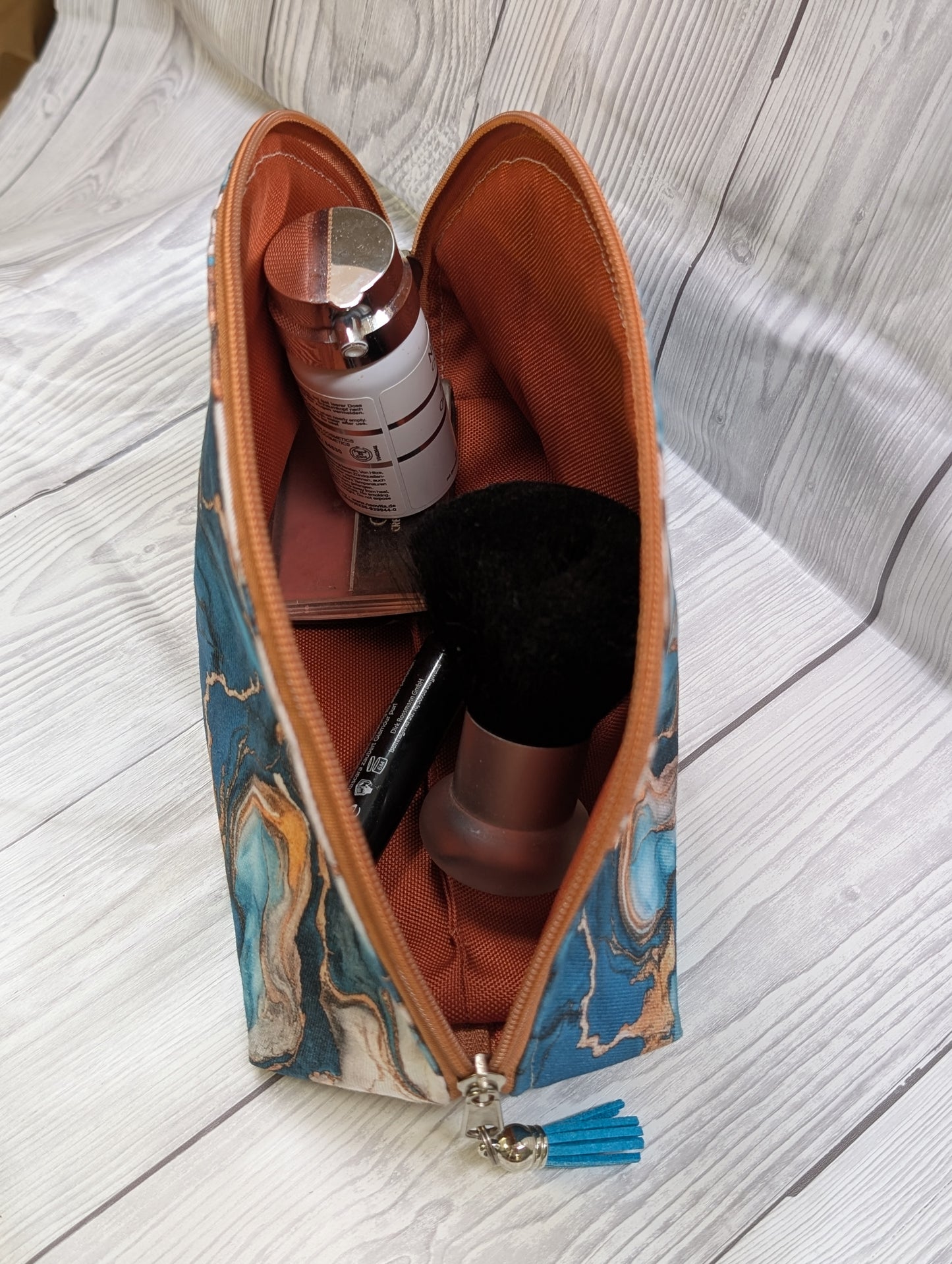 Handgemachte Kosmetiktasche "Ocean Marble" – Gabardine & wasserabweisendes Innenfutter