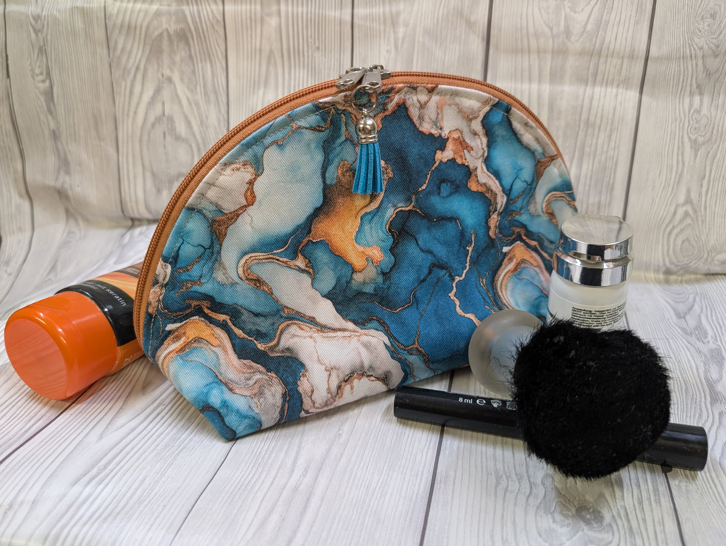Handgemachte Kosmetiktasche "Ocean Marble" – Gabardine & wasserabweisendes Innenfutter