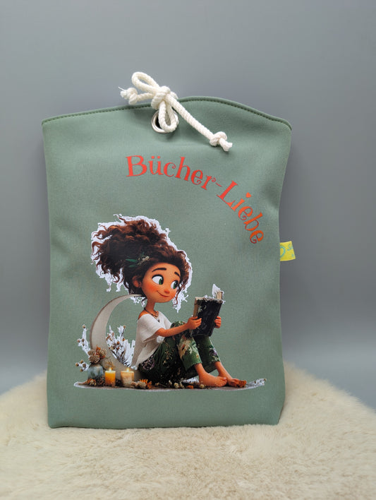 Handgefertigte Büchertasche „Bücher-Liebe“ aus Softshell – Buchhülle mit Baumwollfutter & Kordelverschluss