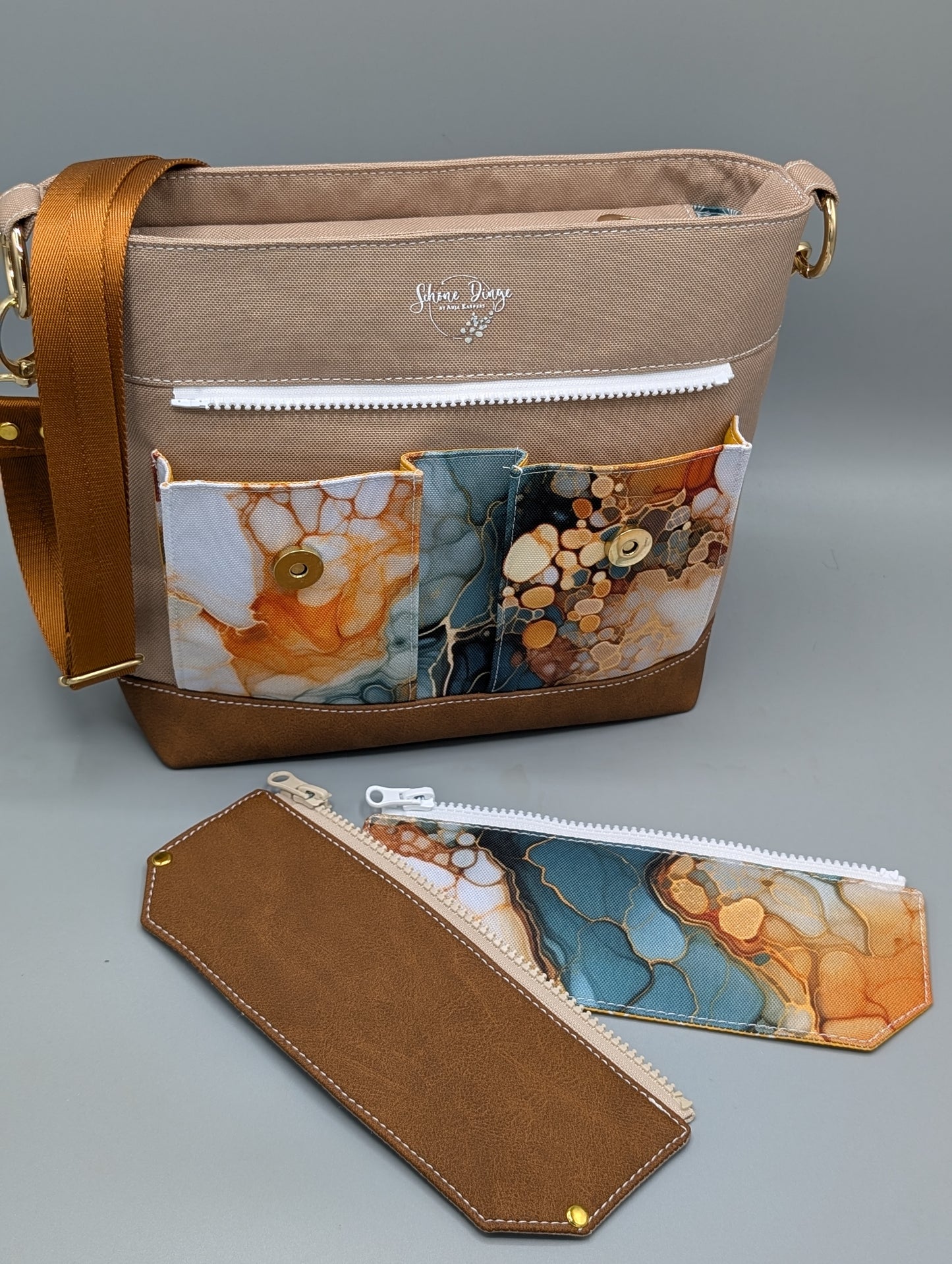 Handgemachte #Aleni – Schultertasche mit 2 Wechselklappen | Individuell wandelbar